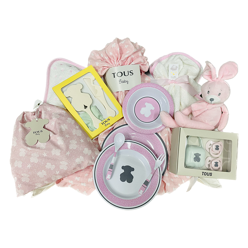 Canastilla para bebe con productos de Tous